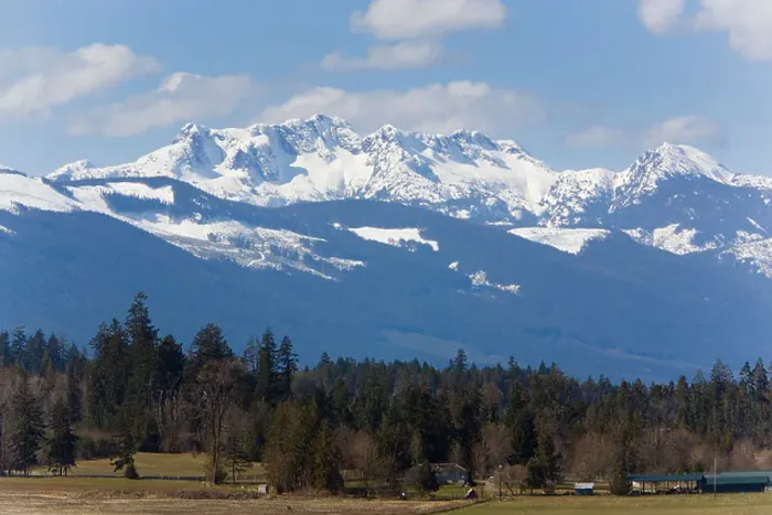 Framed Print : Mount Arrowsmith Vancouver Island British Columbia Canada