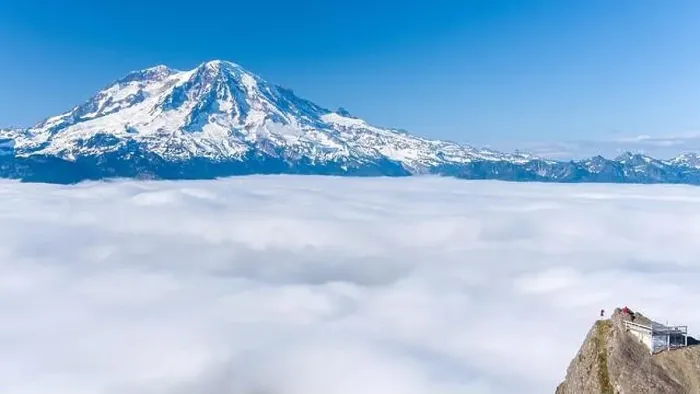 Framed Print : Mount Rainier and high rock lookout Framed Print : Mount Rainier and high rock lookout