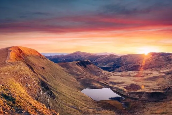 Framed Print : Mountain lake on sunrise time. Picturesque autumn landscape with sun in morning sky, Carpathian mountains Framed Print : Mountain lake on sunrise time. Picturesque autumn landscape with sun in morning sky, Carpathian mountains