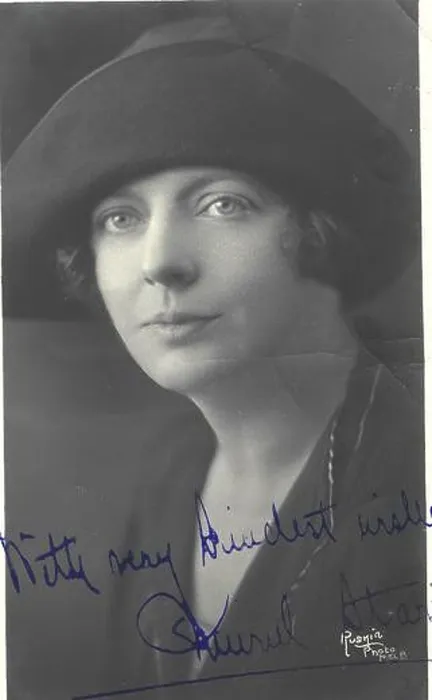 Framed Print : Muriel Starr- a vintage image of Muriel Starr 1920s actress Framed Print : Muriel Starr- a vintage image of Muriel Starr 1920s actress