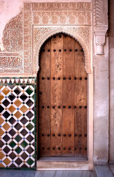 Framed Print : A Muslim door in the Alhambra palace in Granada, Andalucia, Spain, April 2005 Framed Print : A Muslim door in the Alhambra palace in Granada, Andalucia, Spain, April 2005