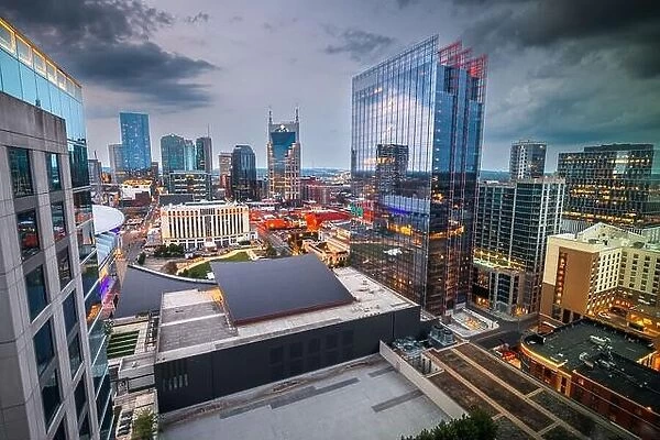 Nashville, Tennessee, USA downtown cityscape and rooftop views at dusk