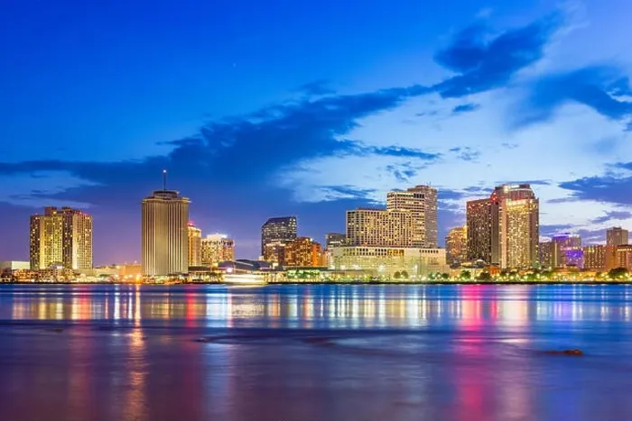 Framed Print : New Orleans, Louisiana, USA downtown city skyline on the Mississippi River at dusk Framed Print : New Orleans, Louisiana, USA downtown city skyline on the Mississippi River at dusk