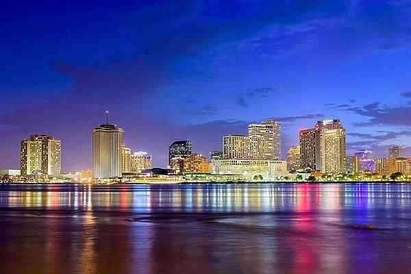 New Orleans, Louisiana, USA skyline on the Mississippi River