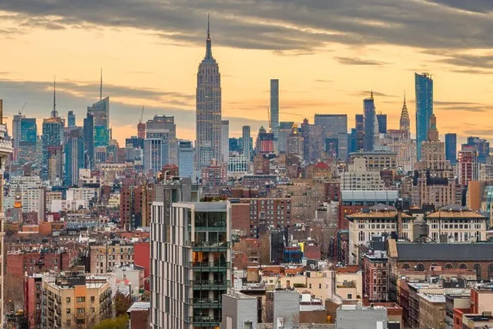Framed Print : New York City, USA midtown Manhattan skyline at dusk Framed Print : New York City, USA midtown Manhattan skyline at dusk