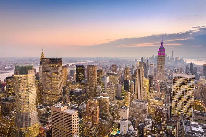 Framed Print : New York, New York, USA downtown skyline over manhattan at dusk Framed Print : New York, New York, USA downtown skyline over manhattan at dusk