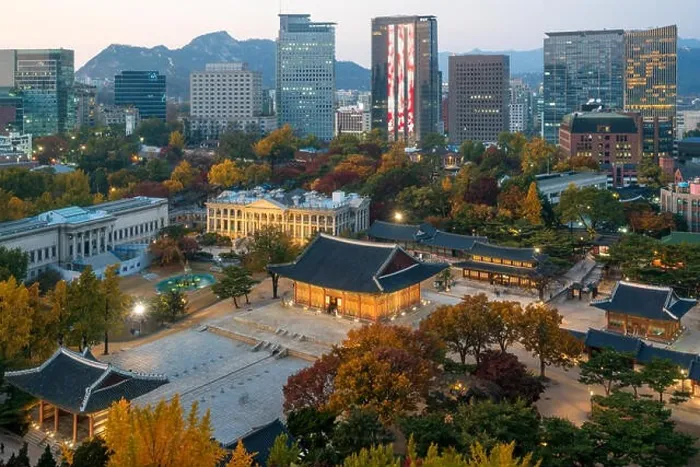 Framed Print : Night view of Deoksugung Palace and Seoul city in autumn season in Seoul, South Korea Framed Print : Night view of Deoksugung Palace and Seoul city in autumn season in Seoul, South Korea