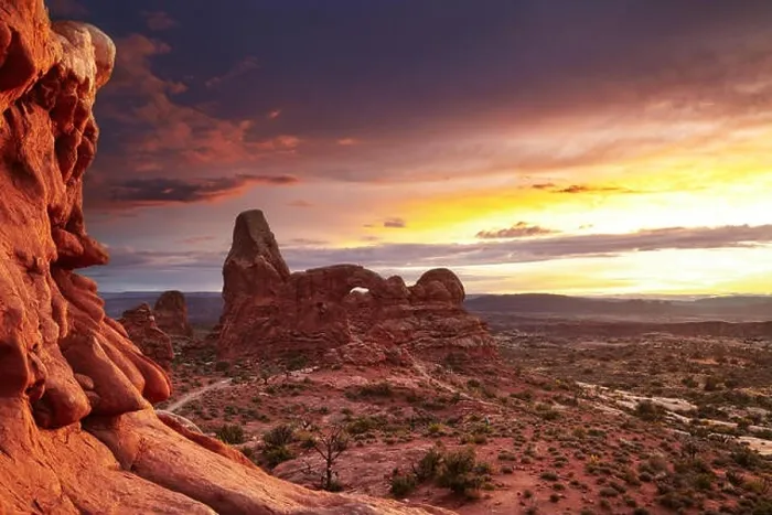Framed Print : North Window Arch and Turret Arch at sunset, Arches National Park, Utah, USA Framed Print : North Window Arch and Turret Arch at sunset, Arches National Park, Utah, USA