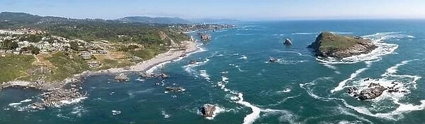 The nutrient-rich Pacific Ocean washes against the scenic yet rugged coastline of southern Oregon. This is one of the most beautiful parts of the U.S