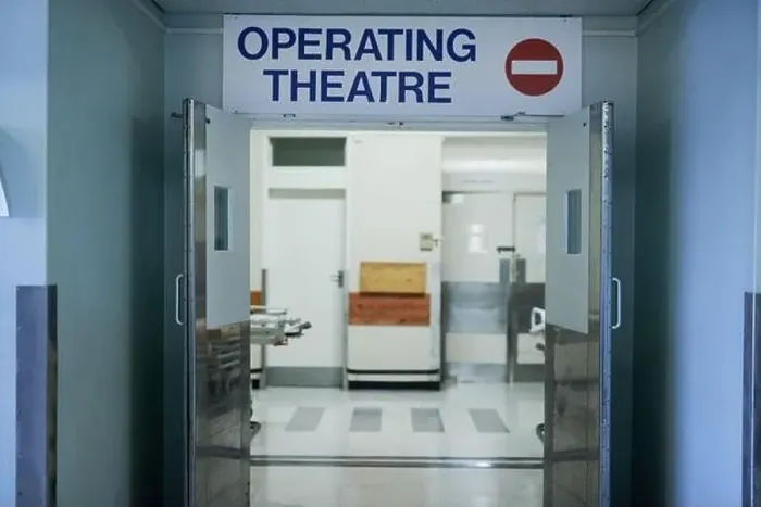 Framed Print : Open for surgery. Shot of open doors leading to an operating room in a hospital Framed Print : Open for surgery. Shot of open doors leading to an operating room in a hospital