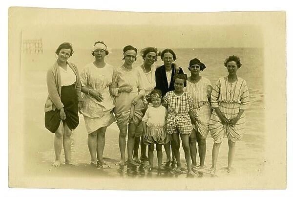 Original very clear 1920's era postcard of fashionable bathers, attractive women and girls, fashionable headbands and hairstyles