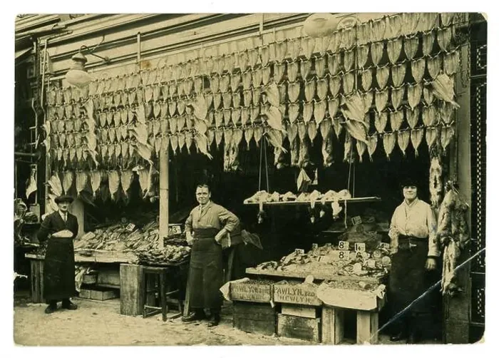 Framed Print : Original early 1900's, WW1 era photo of fishmongers Framed Print : Original early 1900's, WW1 era photo of fishmongers