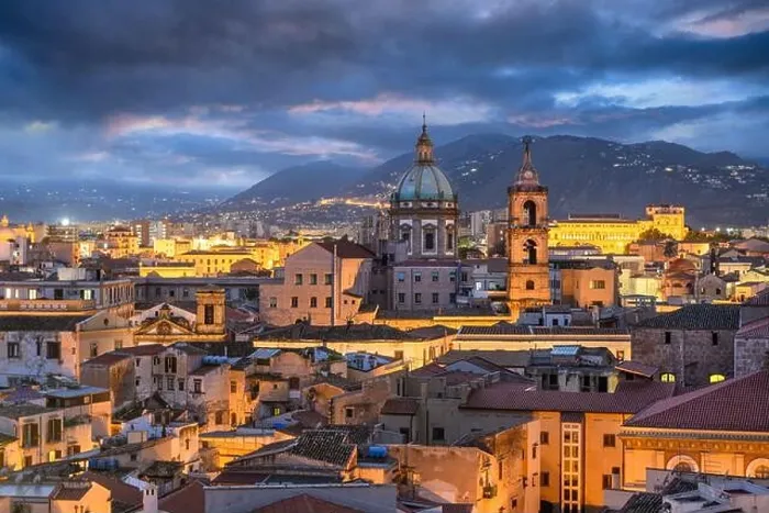 Framed Print : Palermo, Sicily town skyline with landmark towers at dusk Framed Print : Palermo, Sicily town skyline with landmark towers at dusk