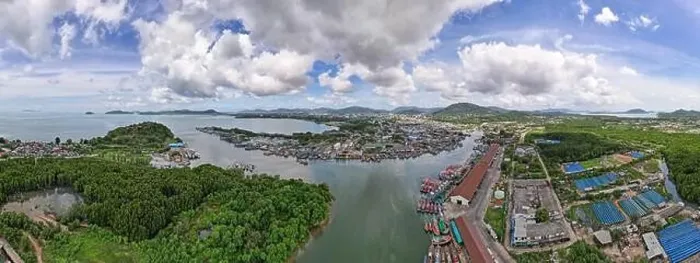Framed Print : Panorama aerial view of fishing village and large fishing port around the island in Phuket city Thailand Framed Print : Panorama aerial view of fishing village and large fishing port around the island in Phuket city Thailand