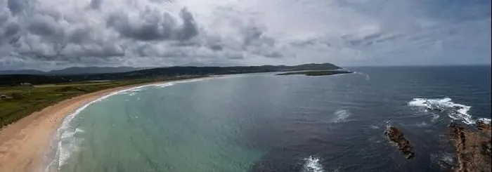 Framed Print : Panorama aerial view of the golden sand beach and turquoise waters of the beach at Narin-Portnoo Framed Print : Panorama aerial view of the golden sand beach and turquoise waters of the beach at Narin-Portnoo