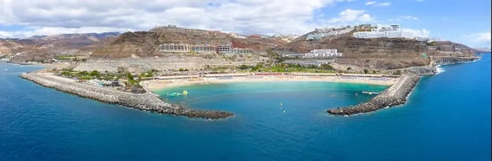 Framed Print : Panorama from the air of the beautiful Amadores beach at Gran Canaria Framed Print : Panorama from the air of the beautiful Amadores beach at Gran Canaria