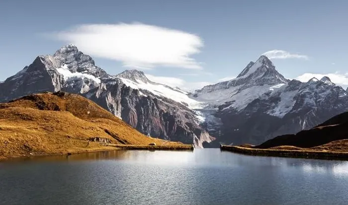 Framed Print : Panorama of Bachalpsee lake in Swiss Alps mountains. Snowy peaks of Wetterhorn, Mittelhorn and Rosenhorn on background Framed Print : Panorama of Bachalpsee lake in Swiss Alps mountains. Snowy peaks of Wetterhorn, Mittelhorn and Rosenhorn on background