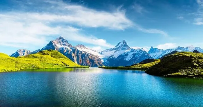 Framed Print : Panorama of Bachalpsee lake in Swiss Alps mountains. Snowy peaks of Wetterhorn, Mittelhorn and Rosenhorn on background Framed Print : Panorama of Bachalpsee lake in Swiss Alps mountains. Snowy peaks of Wetterhorn, Mittelhorn and Rosenhorn on background