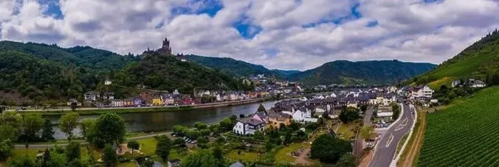 Framed Print : Panorama of Cochem with the Reichsburg Cochem Framed Print : Panorama of Cochem with the Reichsburg Cochem