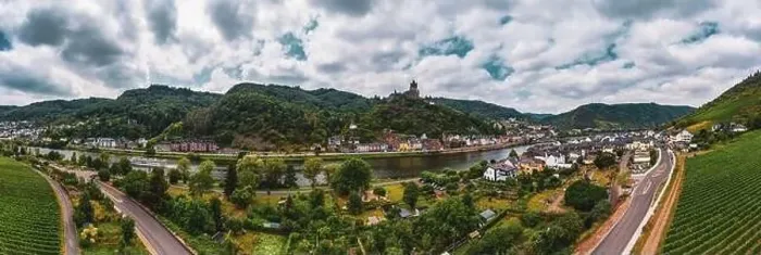 Framed Print : Panorama of Cochem with the Reichsburg Cochem Framed Print : Panorama of Cochem with the Reichsburg Cochem