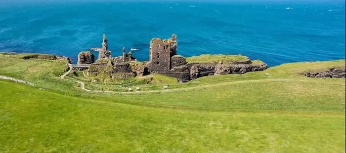 Framed Print : Panorama drone view of the Caithness coast and the ruins of the historic Castle Sinclair Girnigoe Framed Print : Panorama drone view of the Caithness coast and the ruins of the historic Castle Sinclair Girnigoe