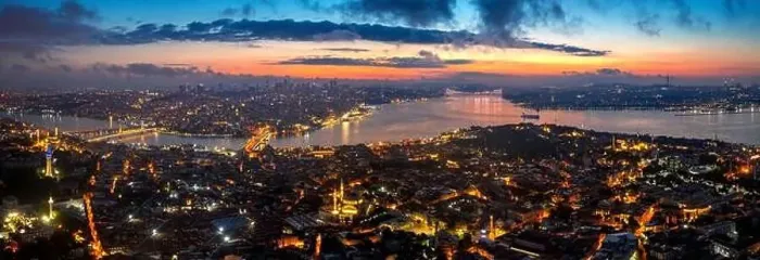Framed Print : Panorama of Istanbul city at twilight in Turkey Framed Print : Panorama of Istanbul city at twilight in Turkey
