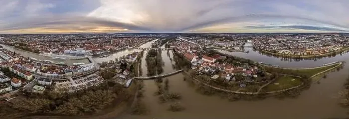 Framed Print : Panorama of Regensburg city in Bavaria with the river Danube the cathedral and the stone bridge during flood Framed Print : Panorama of Regensburg city in Bavaria with the river Danube the cathedral and the stone bridge during flood