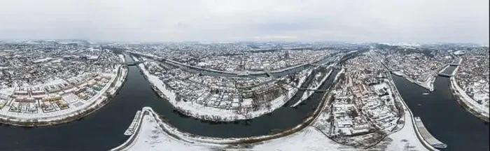 Framed Print : Panorama of Regensburg city in Bavaria with the river Danube the cathedral and the stone bridge in winter with snow Framed Print : Panorama of Regensburg city in Bavaria with the river Danube the cathedral and the stone bridge in winter with snow