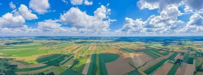 Framed Print : Panoramic Aerial vast green field view - Agriculture field aerial photo - Green landscapes drone photo Framed Print : Panoramic Aerial vast green field view - Agriculture field aerial photo - Green landscapes drone photo