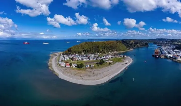 Framed Print : panoramic aerial view of the island of Tenglo in the city of Puerto Montt Framed Print : panoramic aerial view of the island of Tenglo in the city of Puerto Montt