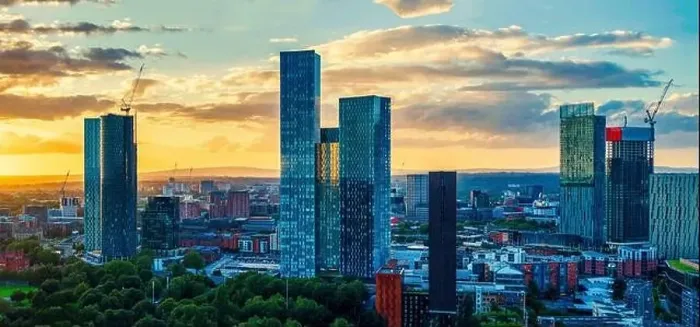 Framed Print : Panoramic Aerial View of Manchester Skyline on a beautiful sunset hours (Golden Hour) Framed Print : Panoramic Aerial View of Manchester Skyline on a beautiful sunset hours (Golden Hour)