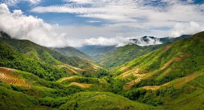 Framed Print : Panoramic image of terraced fields in the northwestern mountains of Son La province, Vietnam