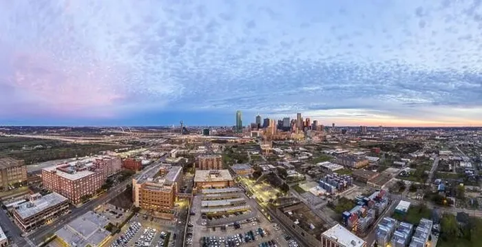 Framed Print : Panoramic picture of the Dallas skyline in morning sun Framed Print : Panoramic picture of the Dallas skyline in morning sun