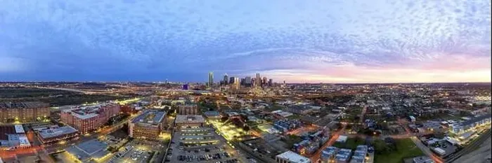 Framed Print : Panoramic picture of the Dallas skyline in morning sun Framed Print : Panoramic picture of the Dallas skyline in morning sun