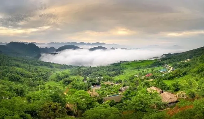 Framed Print : Panoramic view of beautiful green of Pu Luong commune, Thanh Hoa province, Vietnam Framed Print : Panoramic view of beautiful green of Pu Luong commune, Thanh Hoa province, Vietnam