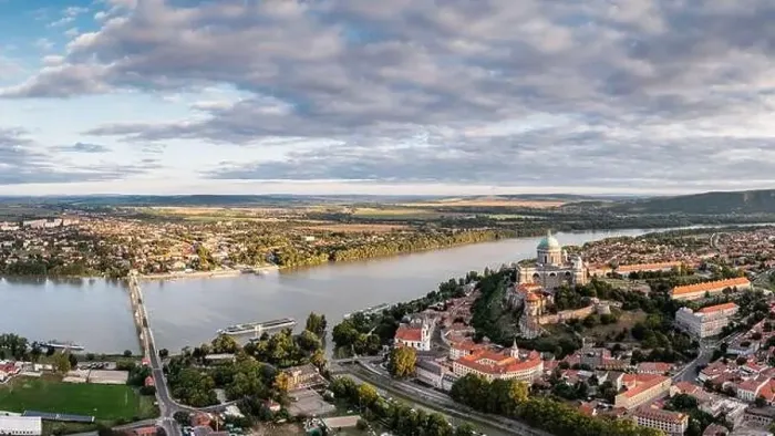Framed Print : Panoramic view from Esztegom with river Danube and basilica Framed Print : Panoramic view from Esztegom with river Danube and basilica