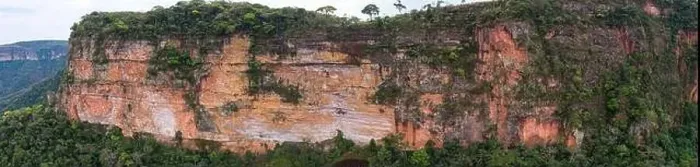 Framed Print : Panoramic view to impressive red cliff wall, Chapada dos Guimarães, Mato Grosso, Brazil, South America Framed Print : Panoramic view to impressive red cliff wall, Chapada dos Guimarães, Mato Grosso, Brazil, South America