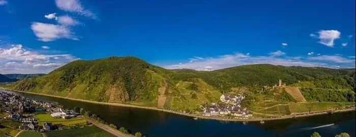 Framed Print : Panoramic view of the Moselle vineyards near Beilstein Framed Print : Panoramic view of the Moselle vineyards near Beilstein
