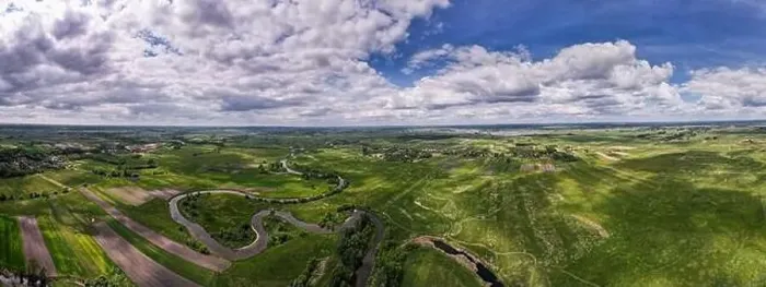 Framed Print : Panoramic View Nida River and Countryside Landscape in Swietokrzyskie, Poland Framed Print : Panoramic View Nida River and Countryside Landscape in Swietokrzyskie, Poland