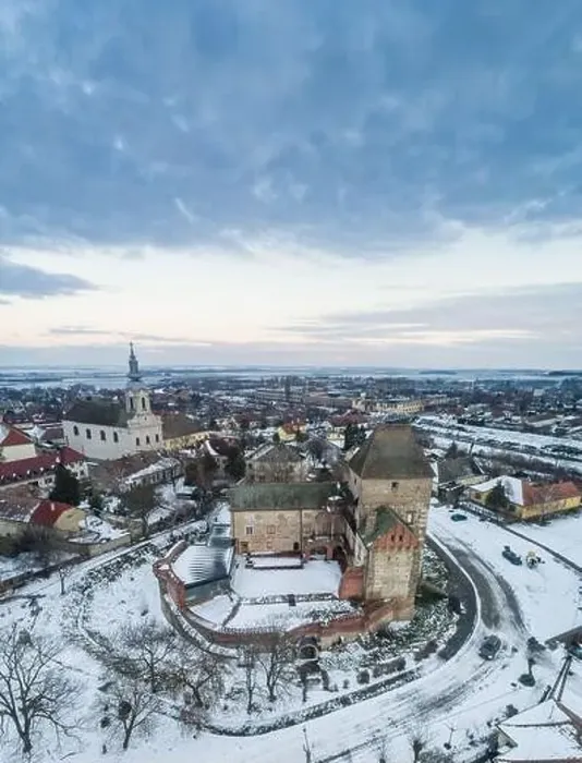 Framed Print : Panoramic view of Simontornya at winter Framed Print : Panoramic view of Simontornya at winter