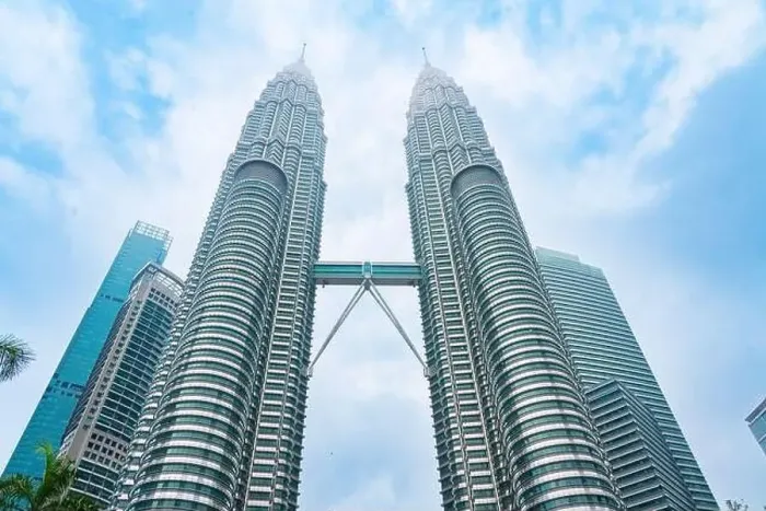 Framed Print : Petronas Twin Tower Tallest Skyscrapers Building with Cityscape in Malaysia Framed Print : Petronas Twin Tower Tallest Skyscrapers Building with Cityscape in Malaysia