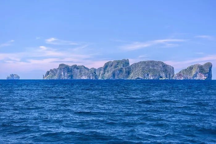 Framed Print : Phi Phi Leh islands, Andaman sea, Krabi Thailand Framed Print : Phi Phi Leh islands, Andaman sea, Krabi Thailand