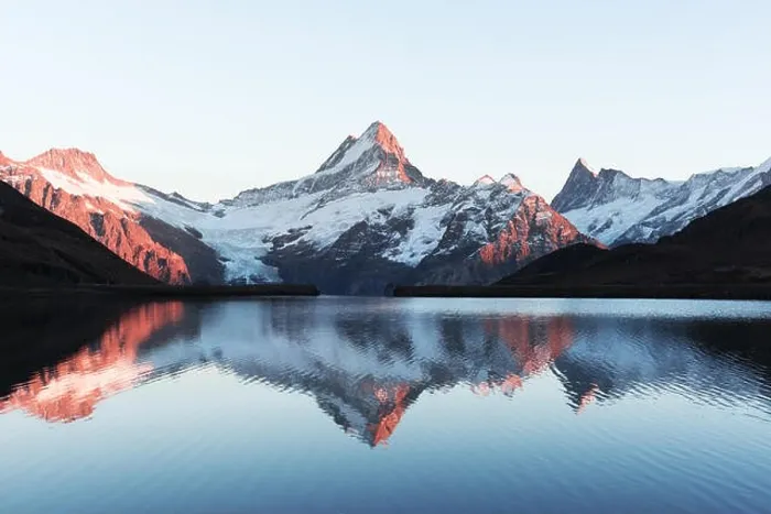 Framed Print : Picturesque view on Bachalpsee lake in Swiss Alps mountains. Snowy peaks of Wetterhorn, Mittelhorn and Rosenhorn. Grindelwald valley, Switzerland Framed Print : Picturesque view on Bachalpsee lake in Swiss Alps mountains. Snowy peaks of Wetterhorn, Mittelhorn and Rosenhorn. Grindelwald valley, Switzerland