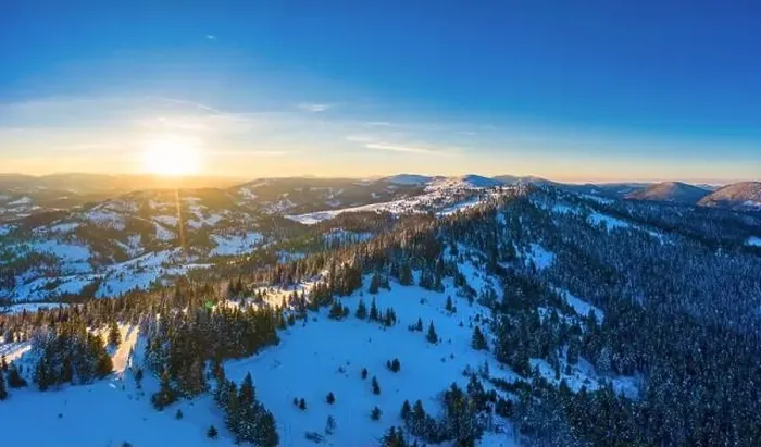 Framed Print : Picturesque winter panorama of mountain hills Framed Print : Picturesque winter panorama of mountain hills