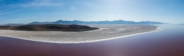 Framed Print : Pink Lake at Great Salt Lake in Utah. Spiral Jetty on arid beach Framed Print : Pink Lake at Great Salt Lake in Utah. Spiral Jetty on arid beach