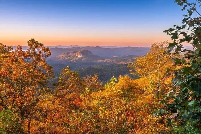 Framed Print : Pisgah National Forest, North Carolina, USA at Looking Glass Rock during autumn season in the morning Framed Print : Pisgah National Forest, North Carolina, USA at Looking Glass Rock during autumn season in the morning