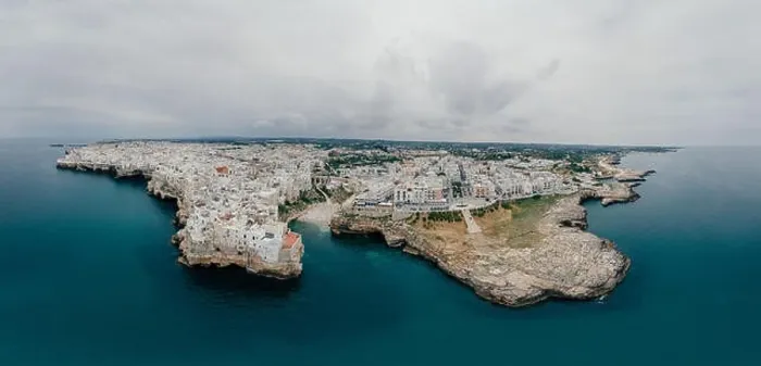 Framed Print : Polignano a Mare Apulia City Sea Coastline and white houses in Italy Drone 360 vr Framed Print : Polignano a Mare Apulia City Sea Coastline and white houses in Italy Drone 360 vr