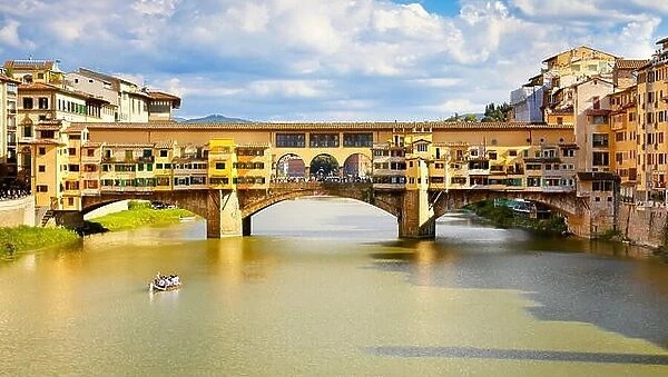 Ponte Vecchio Bridge, Florence, Tuscany, Italy
