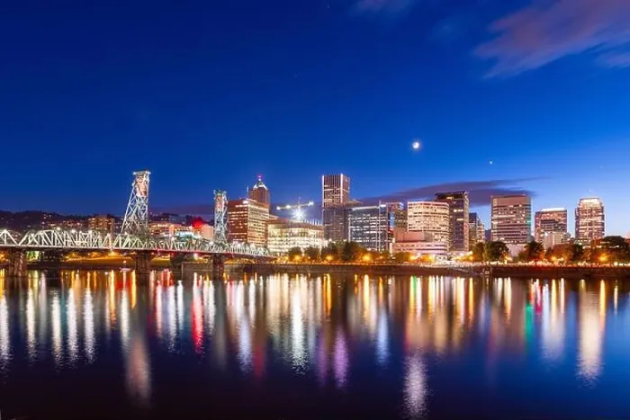 Framed Print : Portland, Oregon, USA skyline at dusk on the Willamette River Framed Print : Portland, Oregon, USA skyline at dusk on the Willamette River