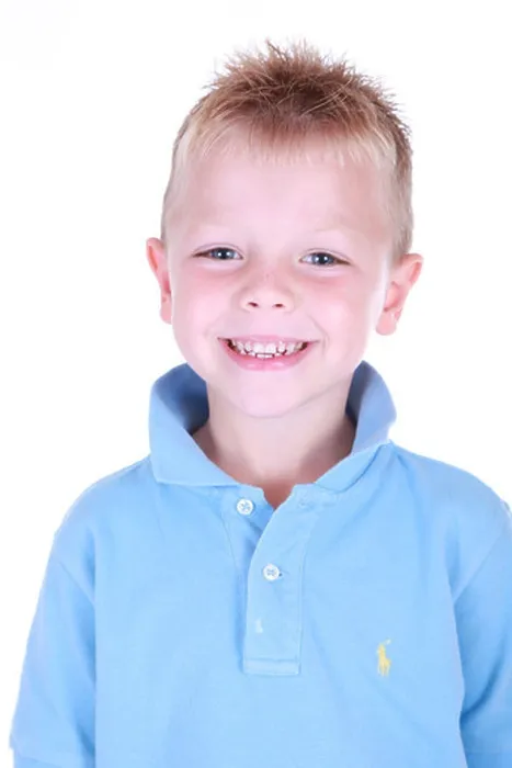 Framed Print : Portrait of a blond 4 year old boy Framed Print : Portrait of a blond 4 year old boy